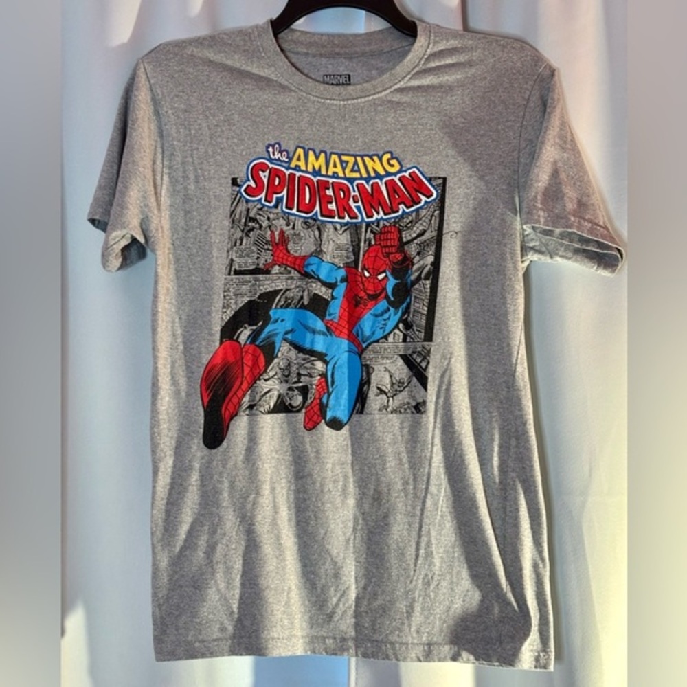 Men’s Marvel‎ The Amazing Spider-Man Gray T-Shirt Size Medium